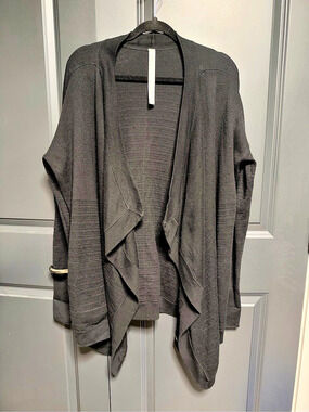 Lululemon Breeze Easy Wrap Black Draped Cardigan Size 12